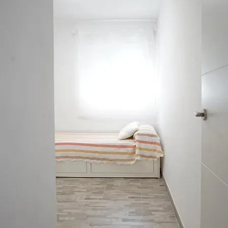 Centrico Y Amplio En Malaga Apartment Exterior photo